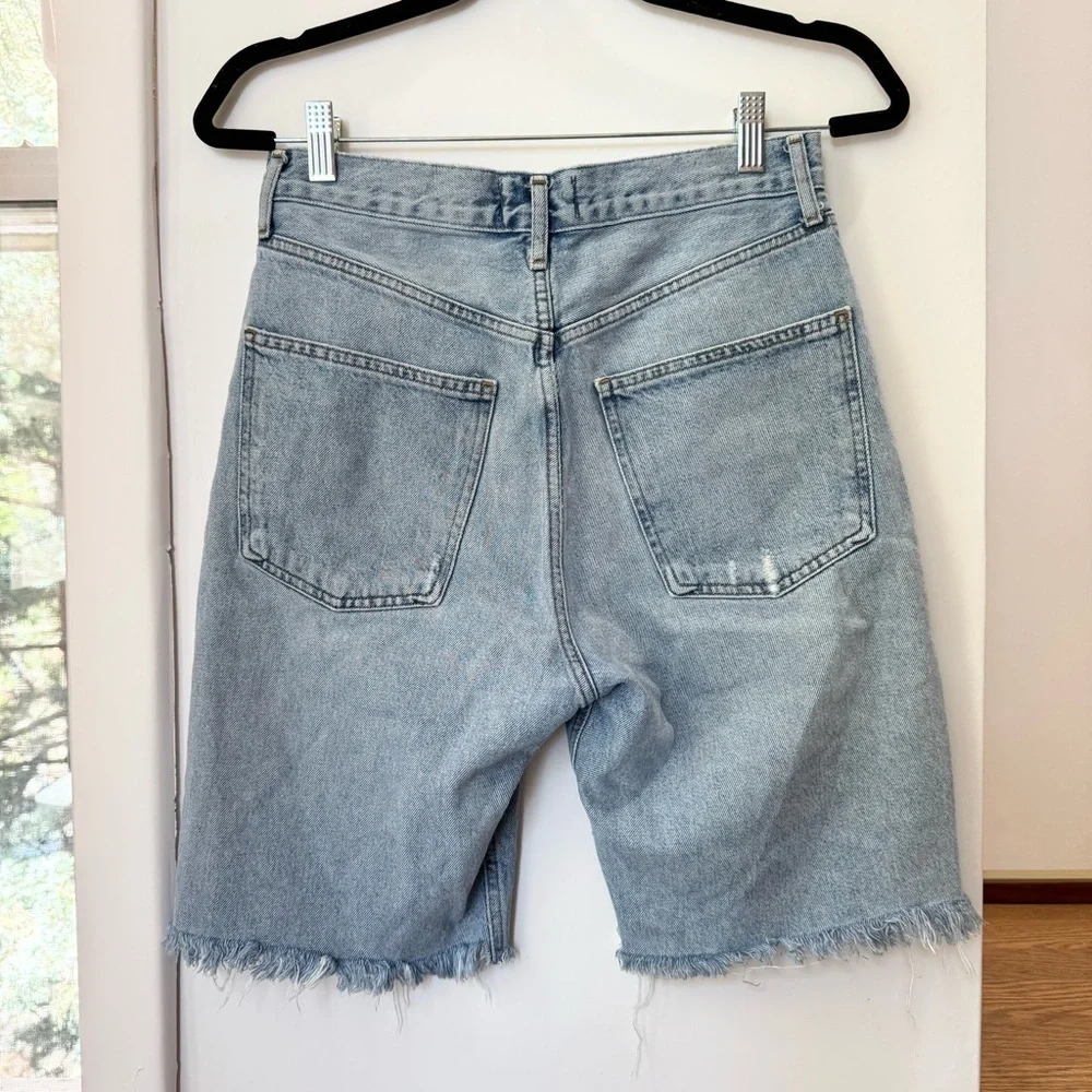 AGOLDE 90s Long Jean Shorts Blue in Force 25